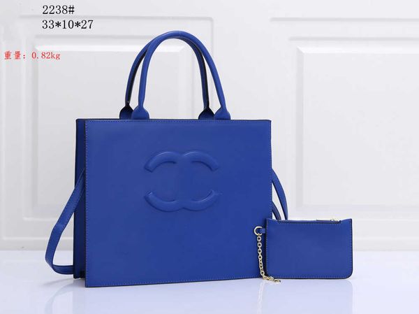 2023 new totes bag fashion ladies luxury brand designer blue tote bag casual handbag one shoulder portable female leather shopping shoulder
2023 new totes bag fashion ladies luxury brand designer blue tote bag casual handbag one shoulder portable female leather shopping shoulder