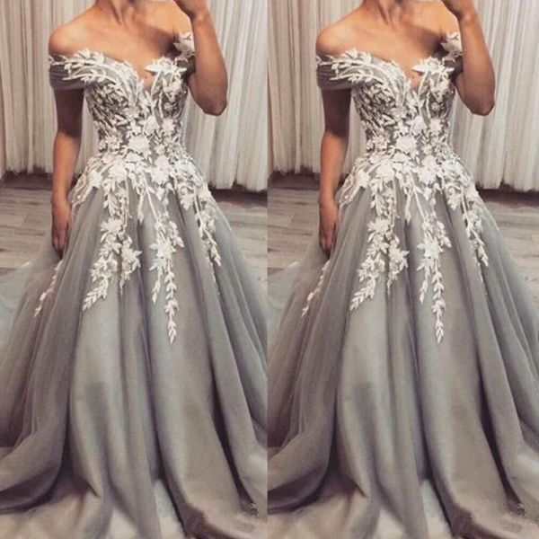 2023 silver beach wedding dresses bridal gown tulle off the shoulder lace applique a line sweep train plus size custom made garden vestido d, White
2023 silver beach wedding dresses bridal gown tulle off the shoulder lace applique a line sweep train plus size custom made garden vestido d, White