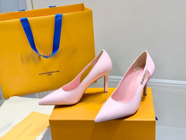 2023 high heel shoes wedding shoe real leather pointed toes women nude black patent leathers size 35-40 -g018
2023 high heel shoes wedding shoe real leather pointed toes women nude black patent leathers size 35-40 -g018