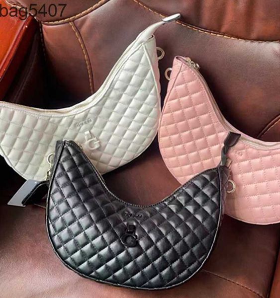 store discounts are 55% design small square bag gs guejia bag new underarm solid rhombic simple handbag fashion crossbody
store discounts are 55% design small square bag gs guejia bag new underarm solid rhombic simple handbag fashion crossbody