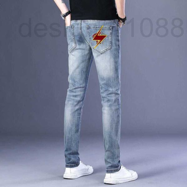 men's jeans designer spring and summer 2021 trendy medusa embroidered jeans men's korean version elastic slim fit small leg straig, Blue
men's jeans designer spring and summer 2021 trendy medusa embroidered jeans men's korean version elastic slim fit small leg straig, Blue