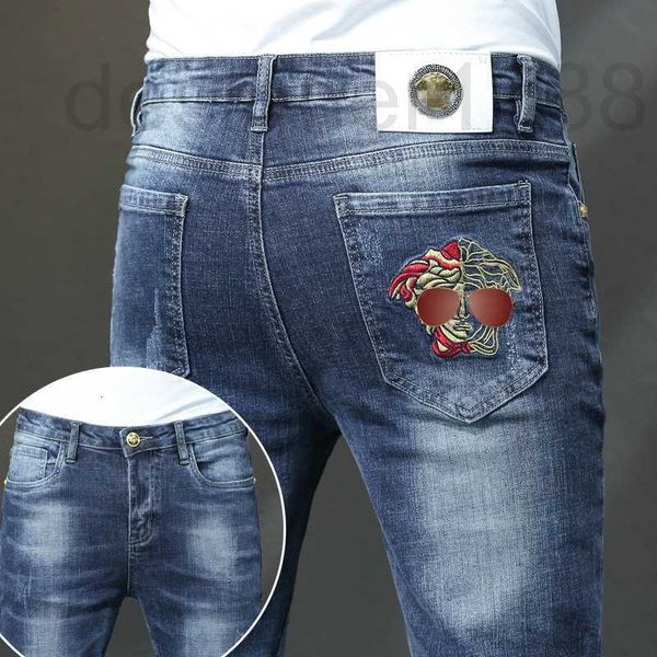 men's jeans designer 2022 spring blue jeans korean leggings slim fit medusa embroidered long pants u197
men's jeans designer 2022 spring blue jeans korean leggings slim fit medusa embroidered long pants u197