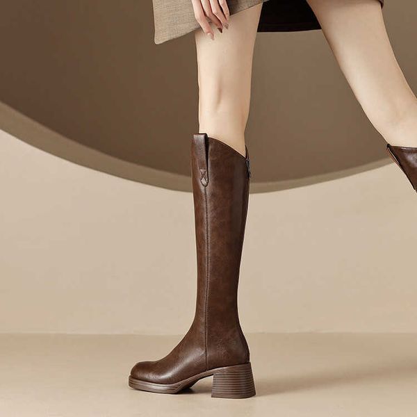 boots cowhide side zipper black long sleeve cavalry boots for women 2022 new style square head thick heel boots autumn and winter high
boots cowhide side zipper black long sleeve cavalry boots for women 2022 new style square head thick heel boots autumn and winter high