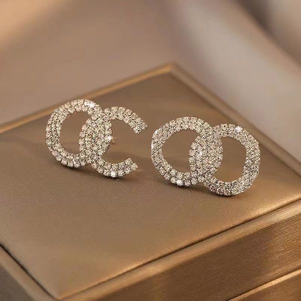 18kmixed simple gold plated 925 silver luxury brand designers letters stud geometric famous women round crystal rhinestone pearl earring wed, Golden;silver
18kmixed simple gold plated 925 silver luxury brand designers letters stud geometric famous women round crystal rhinestone pearl earring wed, Golden;silver