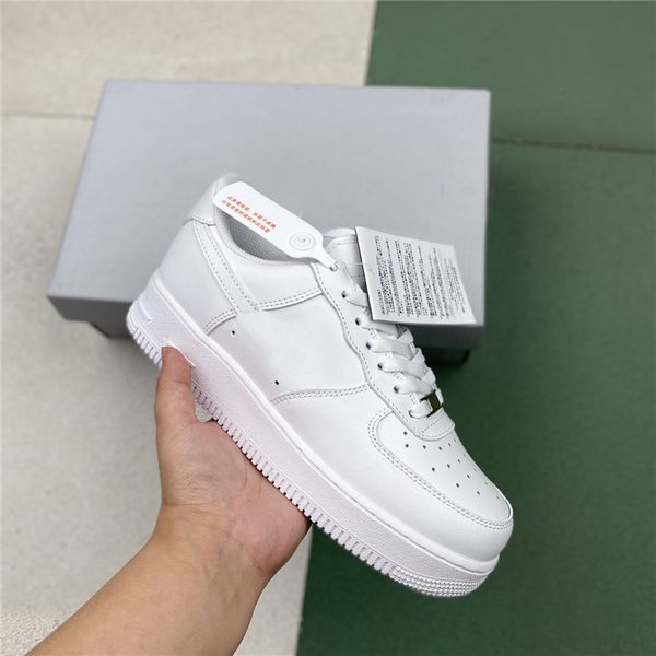 one 1 men shoes des chaussures classic low triple white black brown sandal outdoor sports fashion women mens trainers sneakers
one 1 men shoes des chaussures classic low triple white black brown sandal outdoor sports fashion women mens trainers sneakers