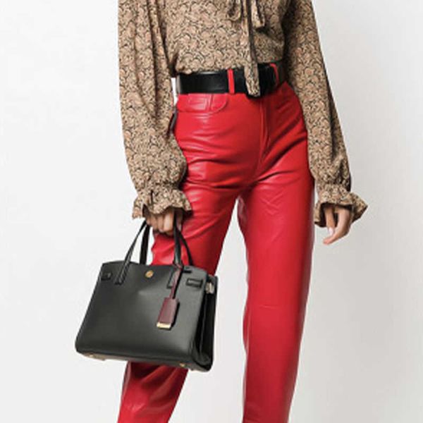designer luxury women the tote bag fashion versatile handbags shoulder crossbody bags purse tories totes large capacity saddle wallets 7a 8k
designer luxury women the tote bag fashion versatile handbags shoulder crossbody bags purse tories totes large capacity saddle wallets 7a 8k