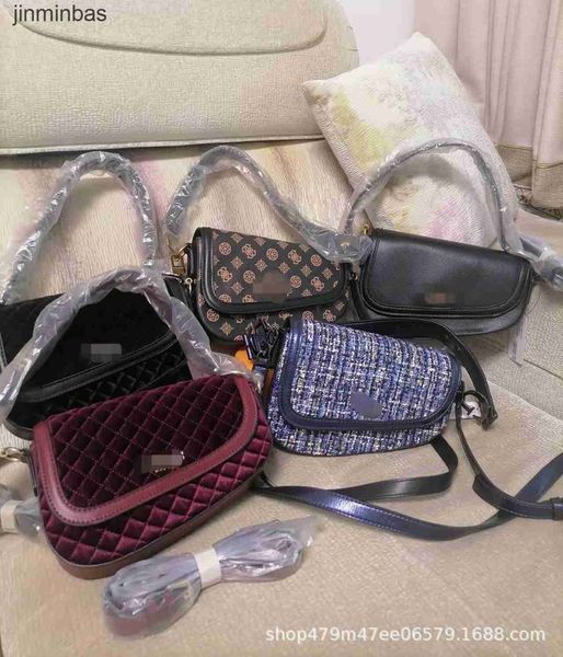2023 latest hand bag the shop has a 60% discount gs women's small fragrance star sky single shoulder belt armpit -tm837620
2023 latest hand bag the shop has a 60% discount gs women's small fragrance star sky single shoulder belt armpit -tm837620