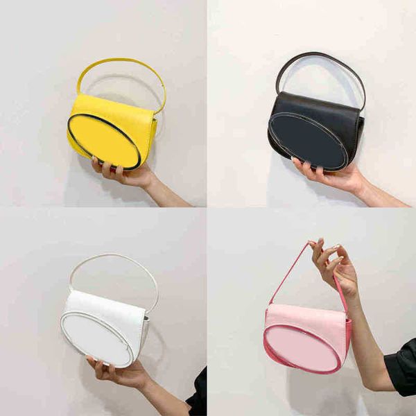 d shoulder bags messenger bag women's summer niche design shoulder jingle bag simple and versatile contrast underarm handbag 220614x
d shoulder bags messenger bag women's summer niche design shoulder jingle bag simple and versatile contrast underarm handbag 220614x