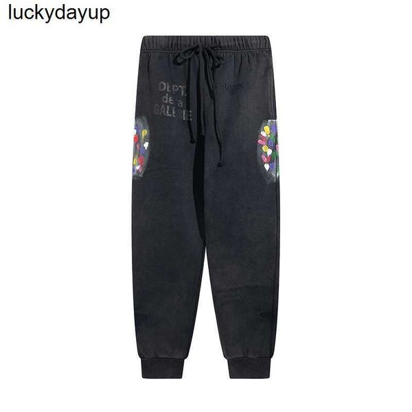 men's pants trendy designer galery dept graffiti print men's women's sports fashion loose pants, Black
men's pants trendy designer galery dept graffiti print men's women's sports fashion loose pants, Black