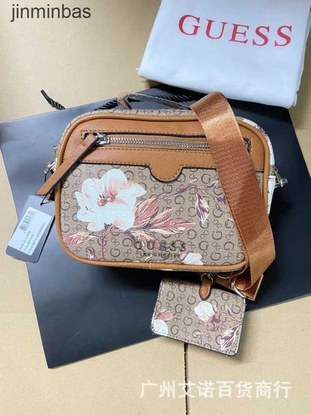 2023 latest hand bag the shop has a 60% discount gs guejia bag fashion print contrast small square camera pull chain mother one shoulder cro
2023 latest hand bag the shop has a 60% discount gs guejia bag fashion print contrast small square camera pull chain mother one shoulder cro