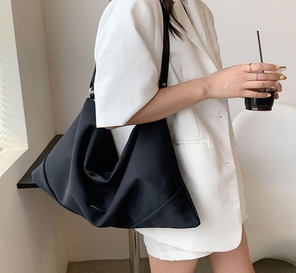 hbp fashion women039s casual shopping bag large capacity wild canvas shoulder bag trend student diagonal tote bag1864164
hbp fashion women039s casual shopping bag large capacity wild canvas shoulder bag trend student diagonal tote bag1864164