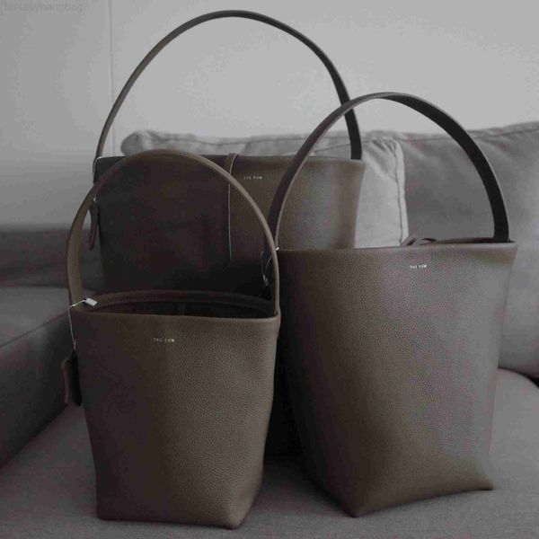 designer leather bags bag large capacity shoulder cowhide hand mother lichee grain head layer bucketclassic tote bag the row bi8p
designer leather bags bag large capacity shoulder cowhide hand mother lichee grain head layer bucketclassic tote bag the row bi8p