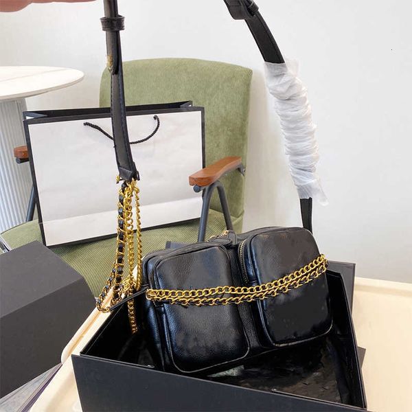 cc bag wallets french retro double pocket woman camera bag genuine leather chain famous designer handbags high capacity outdoor sacoche stre, Red;black
cc bag wallets french retro double pocket woman camera bag genuine leather chain famous designer handbags high capacity outdoor sacoche stre, Red;black