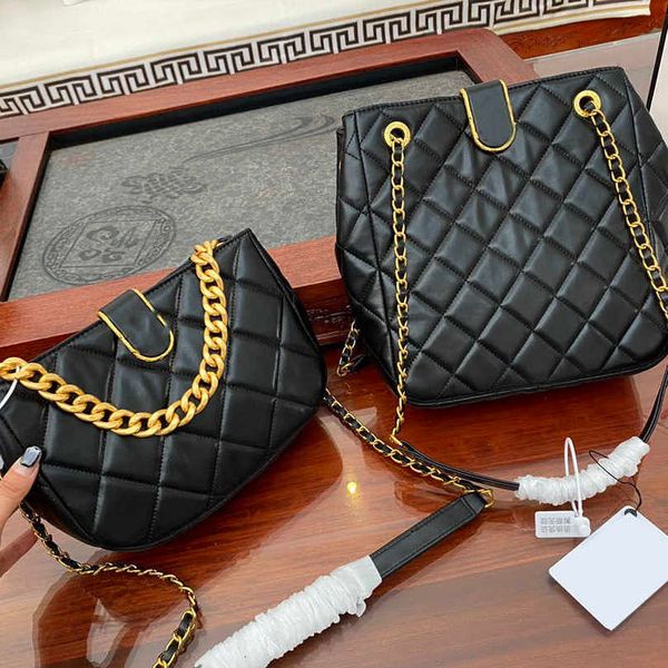 cc bag wallets womens vinatge super model quilted cc shopping bags goldn chain tote metal crossbody shoulder mini small luxury designer outd, Red;black
cc bag wallets womens vinatge super model quilted cc shopping bags goldn chain tote metal crossbody shoulder mini small luxury designer outd, Red;black