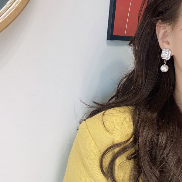 jewelry earring design designer for women charm earring luxury jewelry fashion couple love round earrings popular brand accessories birthday, Golden;silver
jewelry earring design designer for women charm earring luxury jewelry fashion couple love round earrings popular brand accessories birthday, Golden;silver