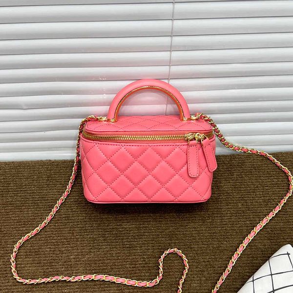 cc bag wallets 2022ss early fall f/w classic mini quilted cosmetic case box bags metal handle crossbody shoulder vanity card holder larg, Red;black
cc bag wallets 2022ss early fall f/w classic mini quilted cosmetic case box bags metal handle crossbody shoulder vanity card holder larg, Red;black