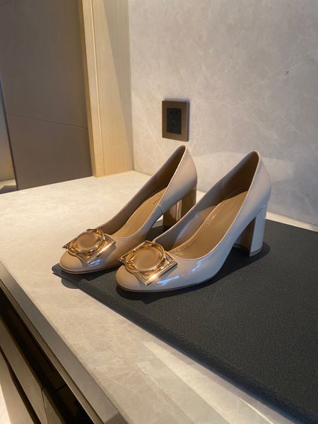 2023 high heel shoes wedding shoe real leather pointed toes women nude black patent leathers size 35-40 -g034
2023 high heel shoes wedding shoe real leather pointed toes women nude black patent leathers size 35-40 -g034