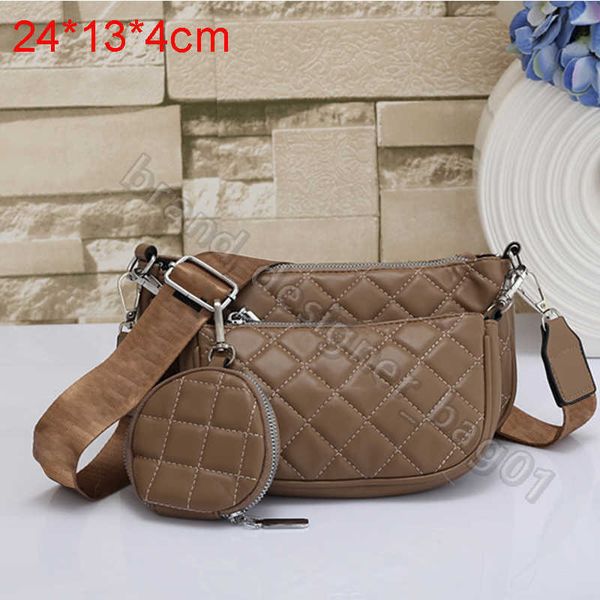 designer luxury women the tote bag fashion versatile handbags shoulder crossbody bags purse telfars totes large capacity saddle wallets 7a 3
designer luxury women the tote bag fashion versatile handbags shoulder crossbody bags purse telfars totes large capacity saddle wallets 7a 3