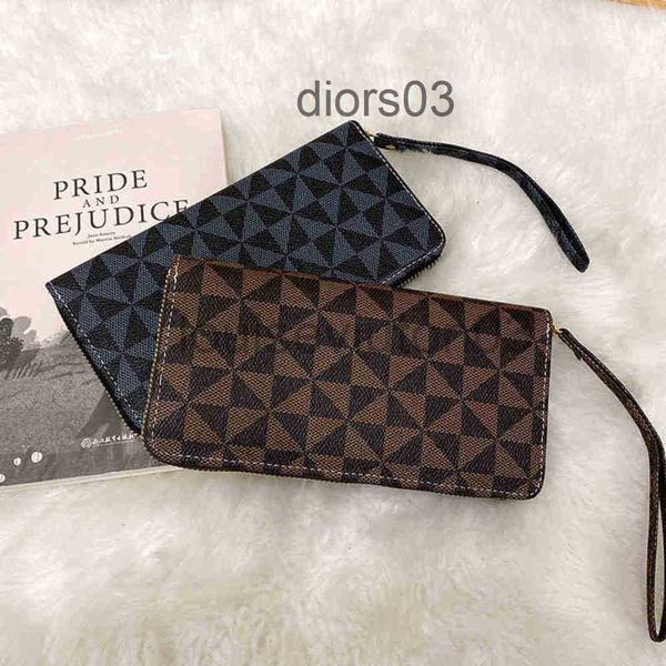 leather card cc wallet woman mens new mens womens universal large capacity couples hand lattice single elongated zipper wallet mobile phone, Red;black
leather card cc wallet woman mens new mens womens universal large capacity couples hand lattice single elongated zipper wallet mobile phone, Red;black