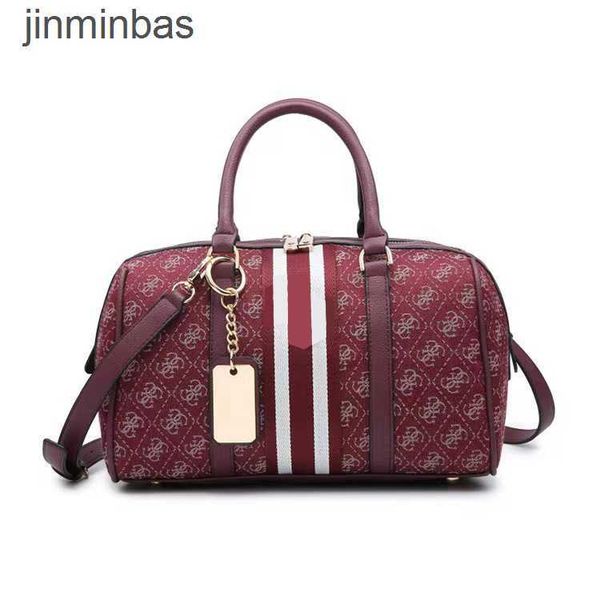2023 latest hand bag the shop has a 60% discount women's bag gs simple splicing new product print handheld one shoulder crossbody pillo
2023 latest hand bag the shop has a 60% discount women's bag gs simple splicing new product print handheld one shoulder crossbody pillo