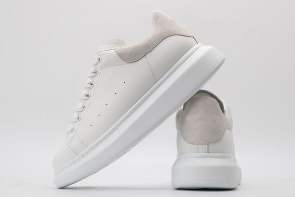 5x designers casual shoes oversized lace up women men sneakers platform sole white black espadrille leather velvet suede trainers
5x designers casual shoes oversized lace up women men sneakers platform sole white black espadrille leather velvet suede trainers