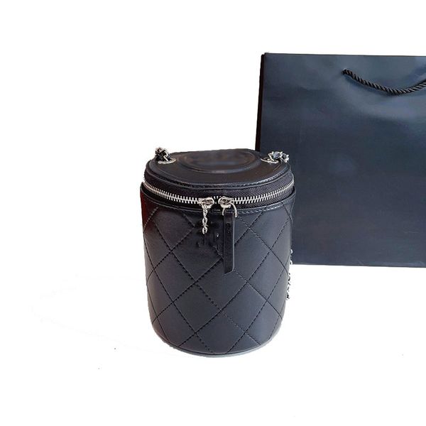 classic women barrel-shaped vanity mini shoulder bags fashion quilted lambskin matelasse chain crossbody bag 5a quality cosmetic luxury desi
classic women barrel-shaped vanity mini shoulder bags fashion quilted lambskin matelasse chain crossbody bag 5a quality cosmetic luxury desi