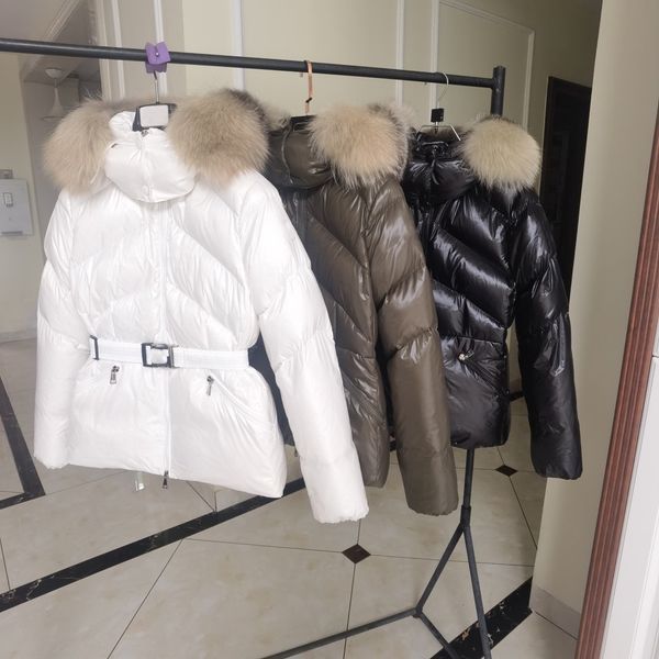 women's down parkas down jacket with bright face and fur collar winter vstripe white eiderdown for smaller waist 221205, Black
women's down parkas down jacket with bright face and fur collar winter vstripe white eiderdown for smaller waist 221205, Black