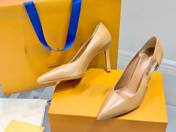 2023 high heel shoes wedding shoe real leather pointed toes women nude black patent leathers size 35-40 -g022
2023 high heel shoes wedding shoe real leather pointed toes women nude black patent leathers size 35-40 -g022