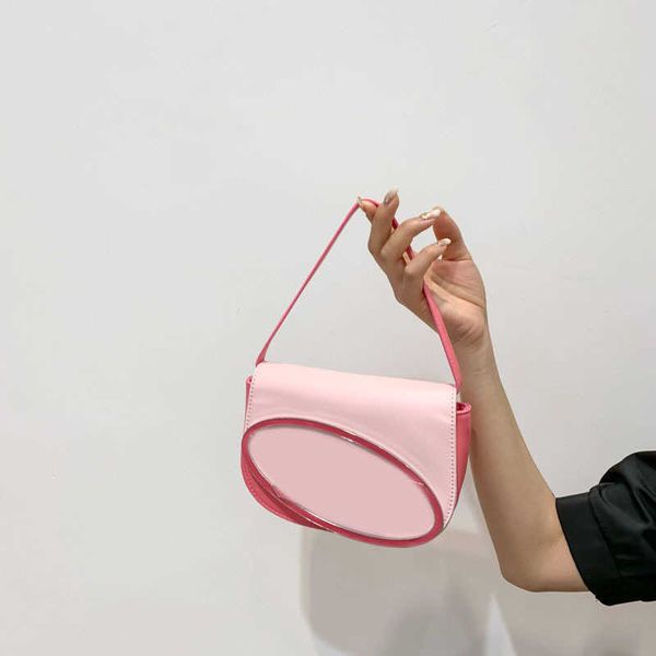shoulder bags luxury pink women handle purse half round design brand leather underarm flap shoulder bag tote handbags 220901
shoulder bags luxury pink women handle purse half round design brand leather underarm flap shoulder bag tote handbags 220901