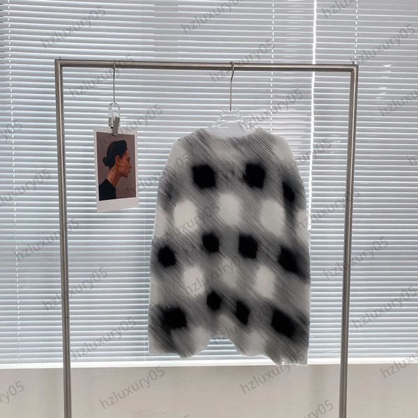 womens sweater contrast color check logo printing profile slim knitted sweaters round collar long-sleeved pullovers warm knitwear women clot, White;black
womens sweater contrast color check logo printing profile slim knitted sweaters round collar long-sleeved pullovers warm knitwear women clot, White;black