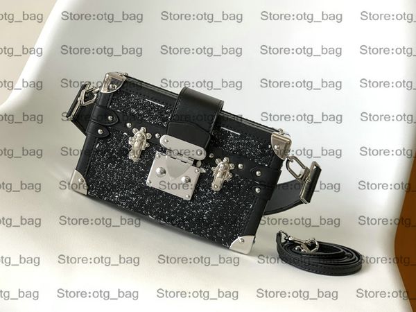 m21462 petites malle bag m45943 cross body 23ss cruise spring womens designer mini s-lock handbag trunk monograms jacquard denim canvas luxu
m21462 petites malle bag m45943 cross body 23ss cruise spring womens designer mini s-lock handbag trunk monograms jacquard denim canvas luxu