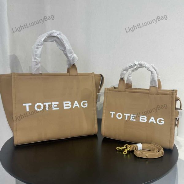 5a tote designer shoulder handsquare bag fashion cross body wallets womens real leather classic totes luxury handsquare bags female purses 2
5a tote designer shoulder handsquare bag fashion cross body wallets womens real leather classic totes luxury handsquare bags female purses 2