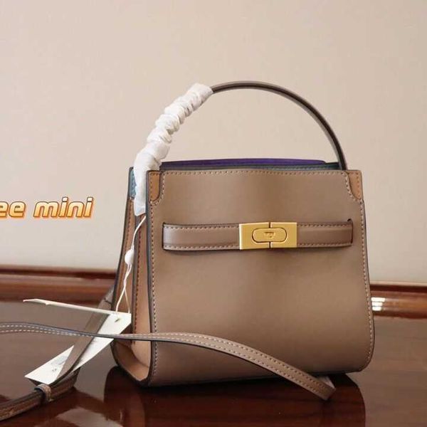 designer luxury women the tote bag fashion versatile handbags shoulder crossbody bags purse tories totes large capacity saddle wallets 7a l5
designer luxury women the tote bag fashion versatile handbags shoulder crossbody bags purse tories totes large capacity saddle wallets 7a l5