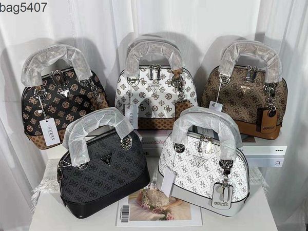 store discounts are 55% design small square bag gs2022 new shell bag printed splice one shoulder handbag
store discounts are 55% design small square bag gs2022 new shell bag printed splice one shoulder handbag