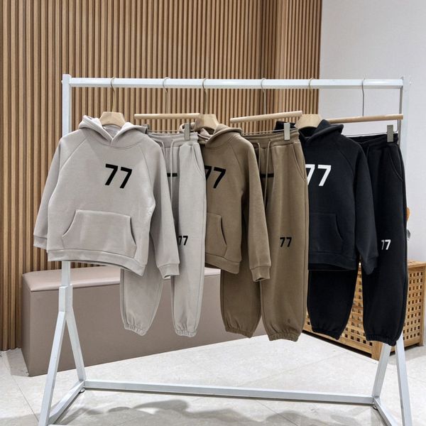 kids designer sets ess warm tracksuit long sleeve hoodies pullovers ess letter sweatshirt and pant jogger loose youth boys girls clothing ca, White
kids designer sets ess warm tracksuit long sleeve hoodies pullovers ess letter sweatshirt and pant jogger loose youth boys girls clothing ca, White
