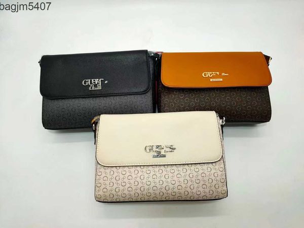 2023 latest hand bag store discounts are 55% gs new fashion textured headband one shoulder lettered horizontal square women's bag
2023 latest hand bag store discounts are 55% gs new fashion textured headband one shoulder lettered horizontal square women's bag
