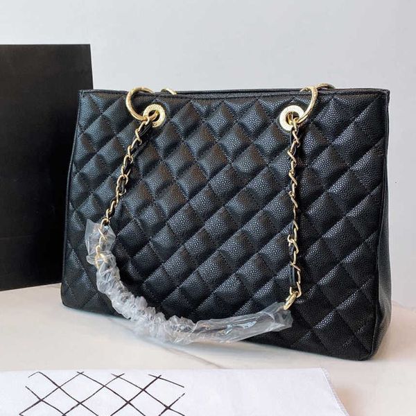 cc bag designer women totes bags hands hand luxury tote bag classic lozenge wallets large shopping shoulder with original, Red;black
cc bag designer women totes bags hands hand luxury tote bag classic lozenge wallets large shopping shoulder with original, Red;black