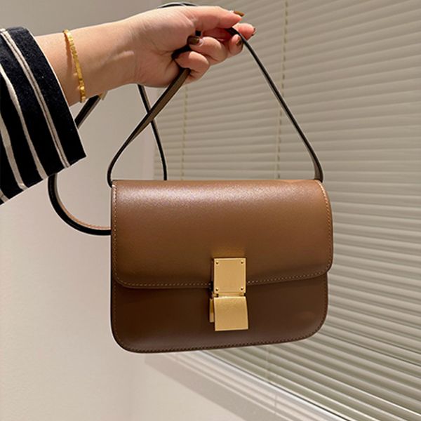 designer handbags women's shoulder bag small square cross body bag new fashion vintage box totes black satchel portable brown messenger
designer handbags women's shoulder bag small square cross body bag new fashion vintage box totes black satchel portable brown messenger