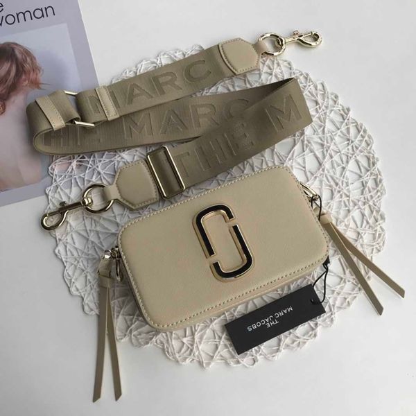 luxury bag mj mj khaki colored wide shoulder camera single crossbody versatile small square genuine leather women's fashion handbags
luxury bag mj mj khaki colored wide shoulder camera single crossbody versatile small square genuine leather women's fashion handbags