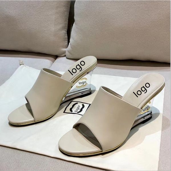 thick slippers fashion patent diamond high heel 8.5cm luxury designer women's wedding 35-40 with box, Black
thick slippers fashion patent diamond high heel 8.5cm luxury designer women's wedding 35-40 with box, Black