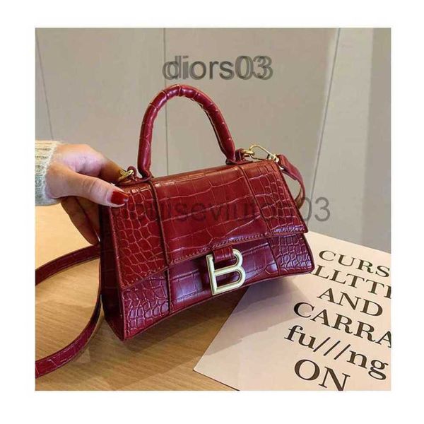 designer balanciagas bag tote shoulder handbag fashion luxurious mens womans lovers crocodile leather portable shoulder messenger square bal
designer balanciagas bag tote shoulder handbag fashion luxurious mens womans lovers crocodile leather portable shoulder messenger square bal