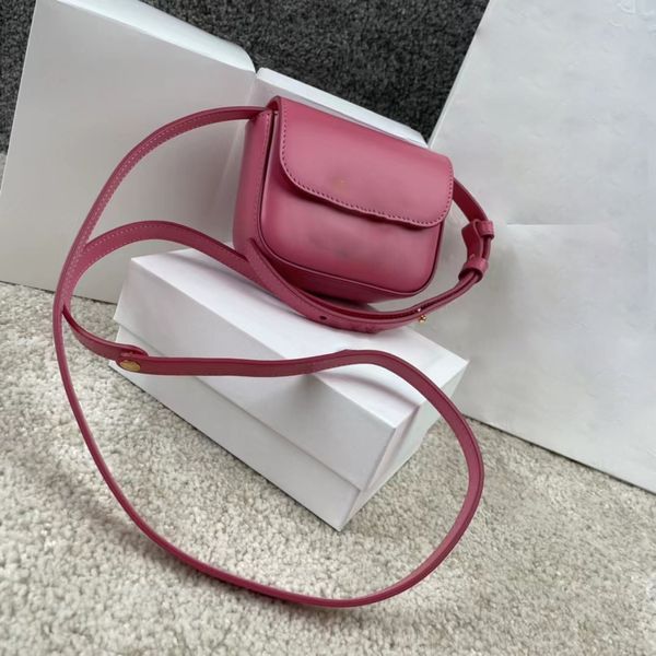 shoulder bag mini bright cowhide cross body bags triomphe totebags leather handbags designer luxury messenger purse head phone bag fashion w
shoulder bag mini bright cowhide cross body bags triomphe totebags leather handbags designer luxury messenger purse head phone bag fashion w