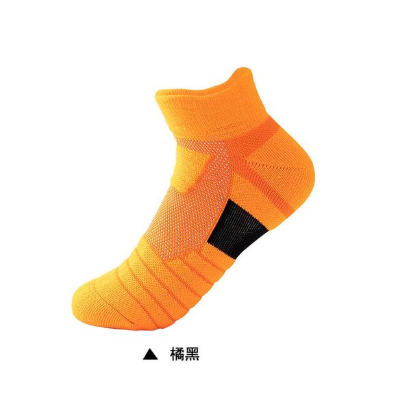 men sports sock suck sweat non-slip run socks outdoor towel end short tube elite basketball man, Black 
men sports sock suck sweat non-slip run socks outdoor towel end short tube elite basketball man, Black