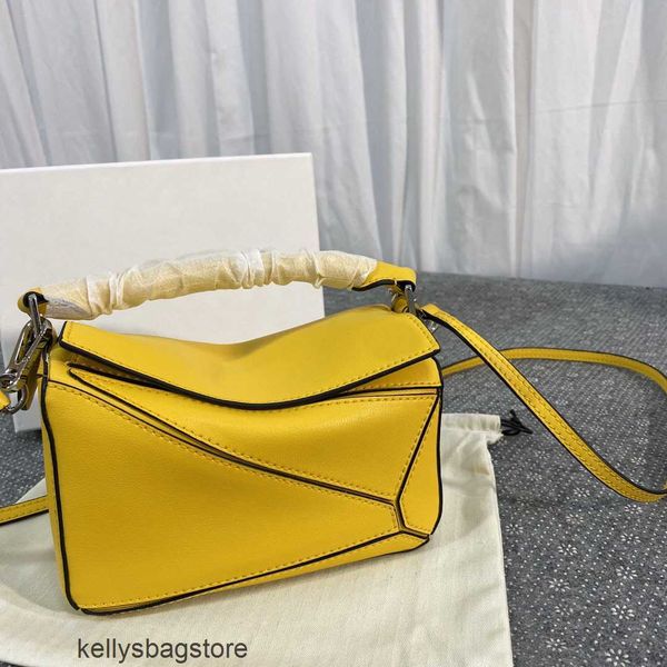 nano leather designer bag loews bags pillow 2023 puzzles texture one crossbody handbags mini splicing shoulder 6idk
nano leather designer bag loews bags pillow 2023 puzzles texture one crossbody handbags mini splicing shoulder 6idk