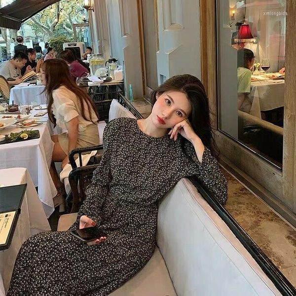 casual dresses french retro black floral mid-length dress female spring and autumn waist slimming long-sleeved chiffon long skirt, Black;gray
casual dresses french retro black floral mid-length dress female spring and autumn waist slimming long-sleeved chiffon long skirt, Black;gray