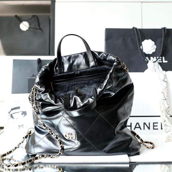 the tote bag designer luxury women's first choice for travel shopping black and white solid color large capacity drawstring double chai
the tote bag designer luxury women's first choice for travel shopping black and white solid color large capacity drawstring double chai