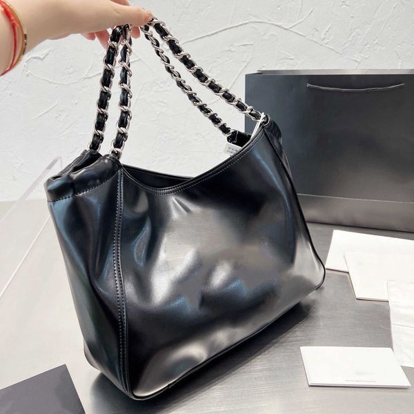 cc bag wallets womens calfskin shopping quilted black and white classic silver chain outdoor travel large capacity shoulder french designer, Red;black
cc bag wallets womens calfskin shopping quilted black and white classic silver chain outdoor travel large capacity shoulder french designer, Red;black