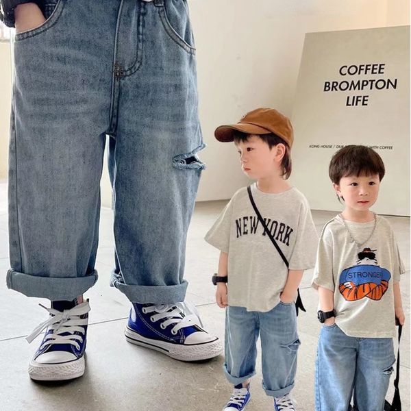 trousers children's denim shorts baby pants summer thin boys' clothes mid waist seven point outer wear holes 221207, Blue
trousers children's denim shorts baby pants summer thin boys' clothes mid waist seven point outer wear holes 221207, Blue