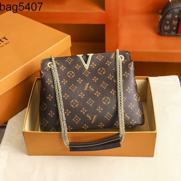 new fashion design bag the shop has a 60% discount style bag fashion women's underarm one shoulder hand chain msenger
new fashion design bag the shop has a 60% discount style bag fashion women's underarm one shoulder hand chain msenger