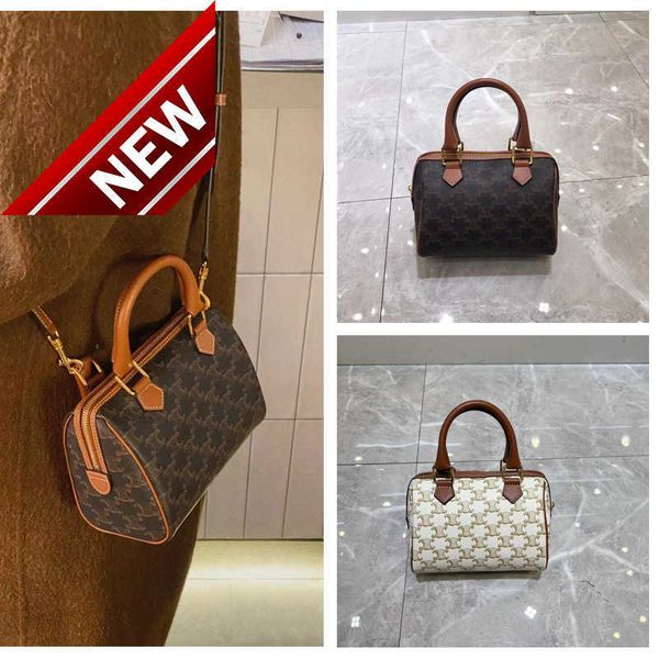 women's designer bags the new triumphal arch pillow lisa is the same one shoulder diagonal boston large capacity hand factory direct sa
women's designer bags the new triumphal arch pillow lisa is the same one shoulder diagonal boston large capacity hand factory direct sa